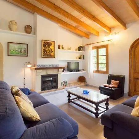 Sleeps 5 With Pool Air Con And Wifi