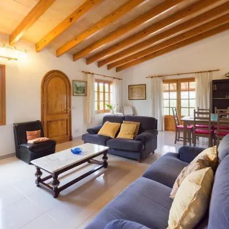 Sleeps 5 With Pool Air Con And Wifi Pollenca