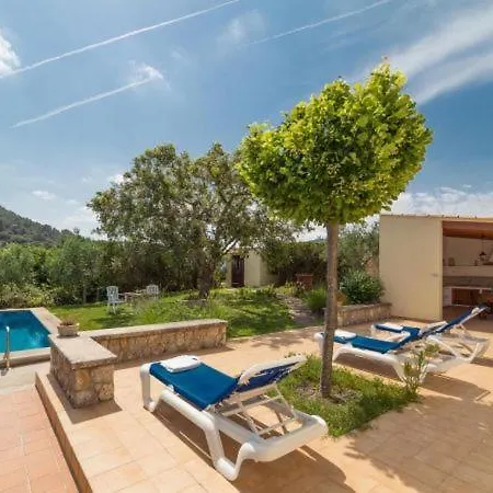 Sleeps 5 With Pool Air Con And Wifi