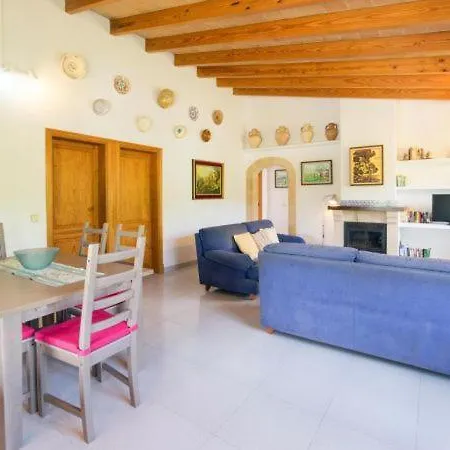 Sleeps 5 With Pool Air Con And Wifi Villa Pollenca
